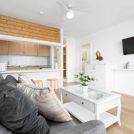 Apartment Home2book Pool & Tennis Court Cozy Apt, Corralejo
