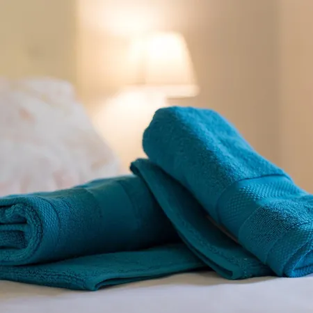 公寓 Home2book Pool & Tennis Court Cozy Apt, *